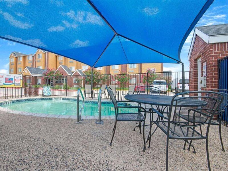 Super 8 By Wyndham San Antonio Downtown Ne Hotel Ngoại thất bức ảnh