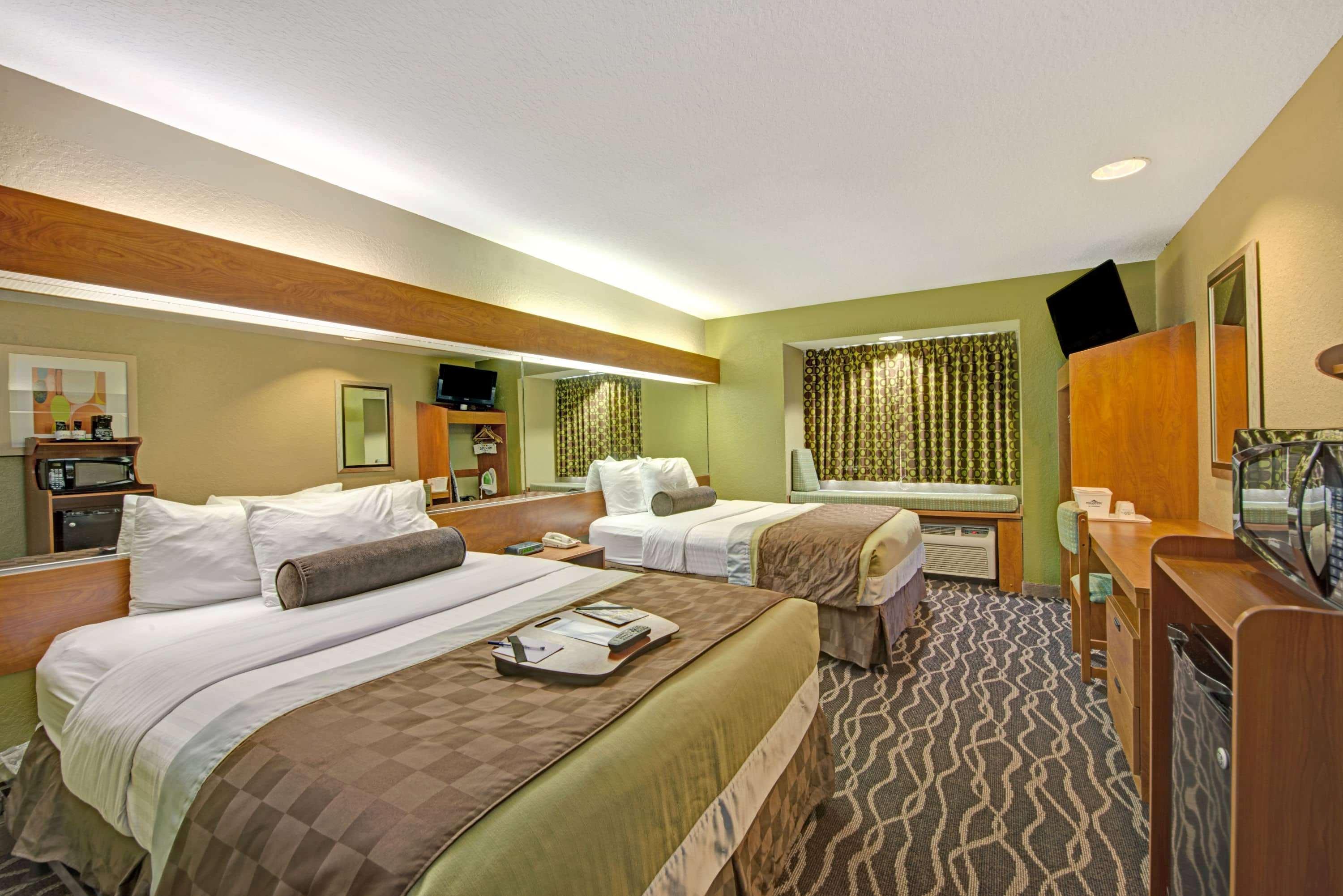 Super 8 By Wyndham San Antonio Downtown Ne Hotel Ngoại thất bức ảnh
