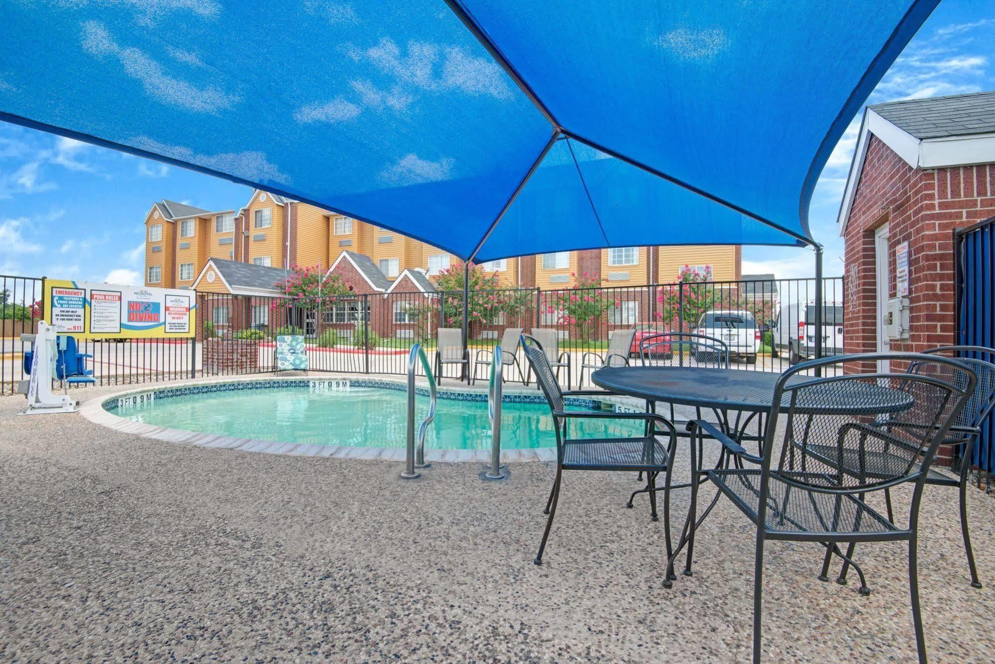 Super 8 By Wyndham San Antonio Downtown Ne Hotel Ngoại thất bức ảnh